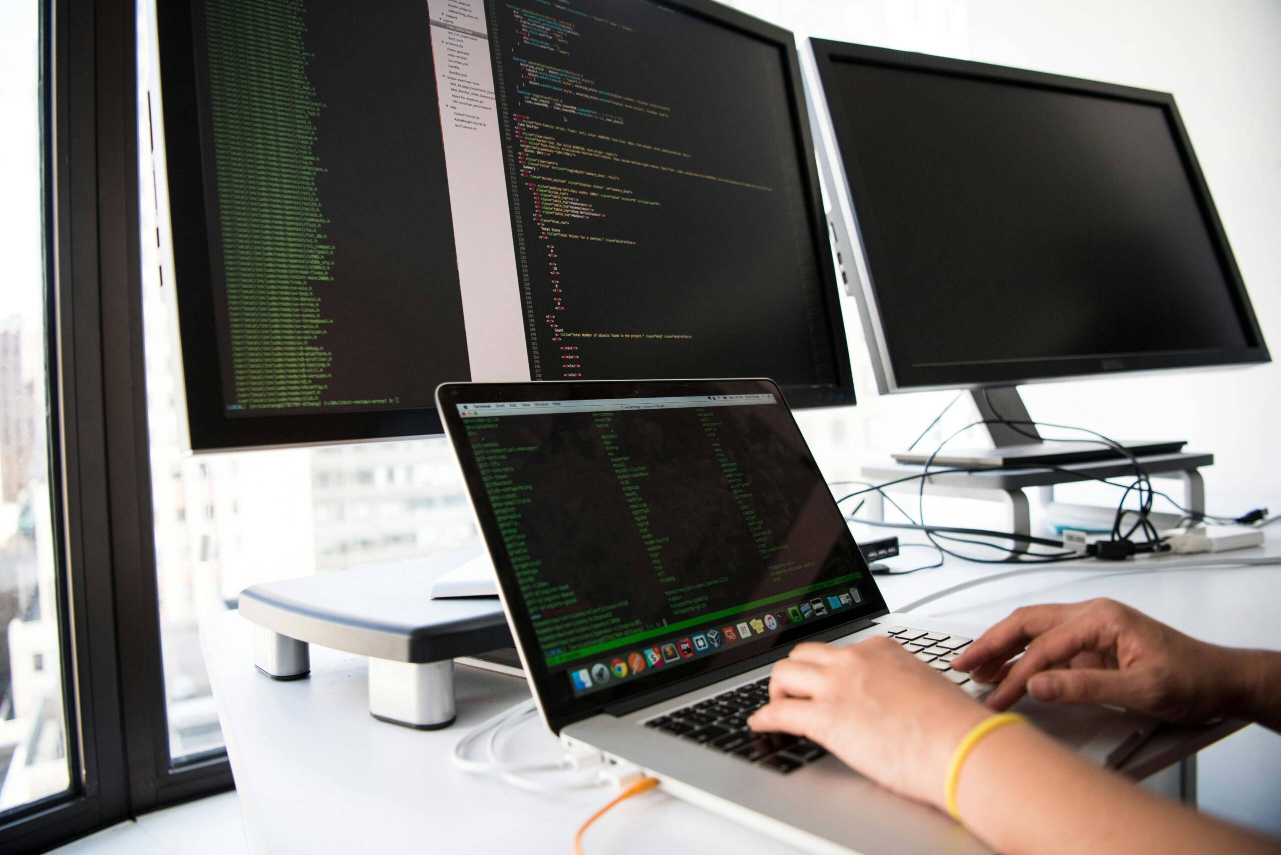 angular-vs-react-which-frontend-framework-to-choose