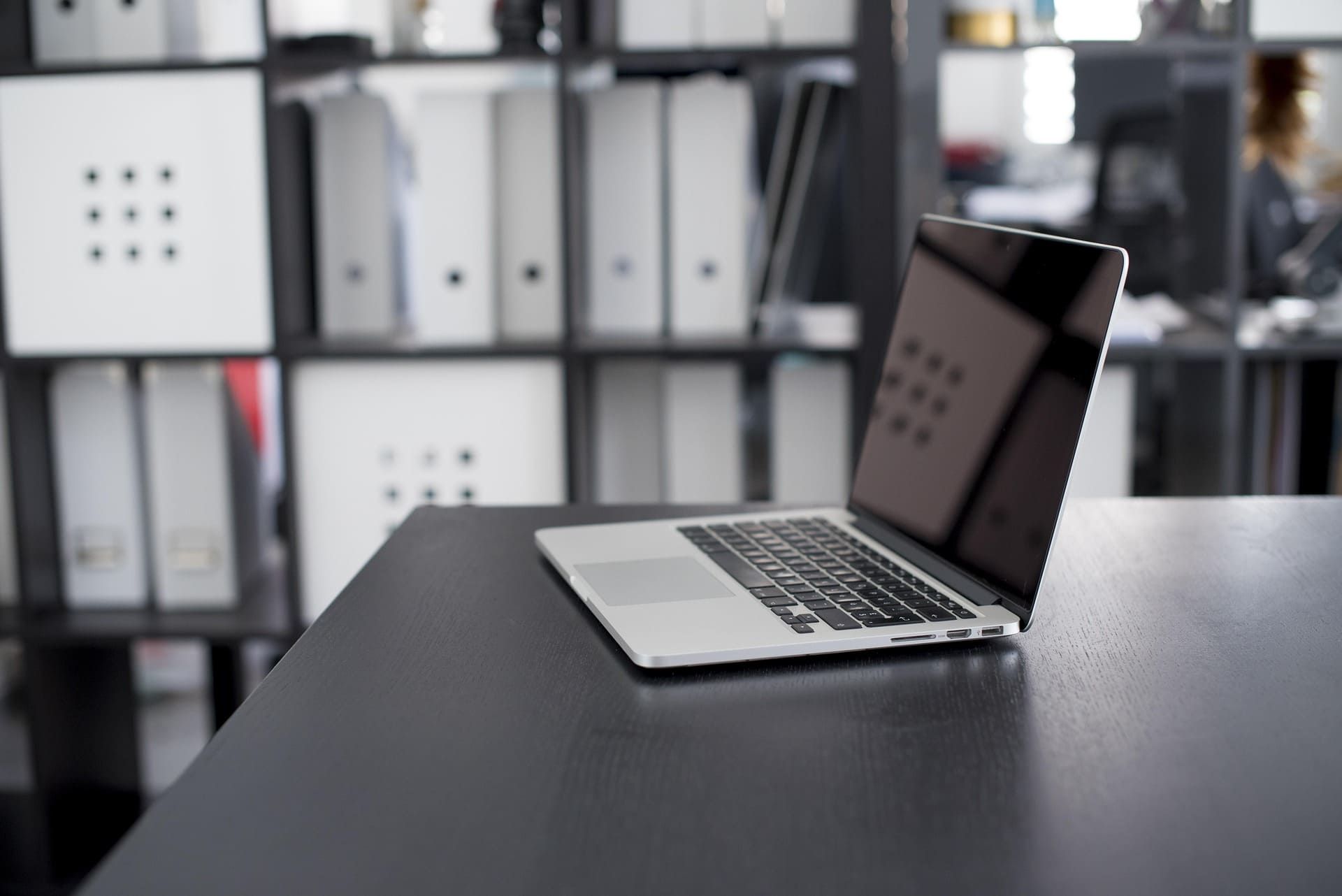 aws-lightsail-vs-ec2-which-cloud-hosting-fits-your-needs