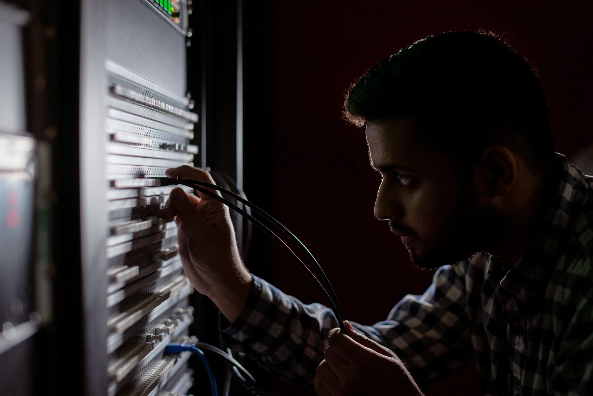 spark-vs-hadoop-which-big-data-tool-reigns-supreme