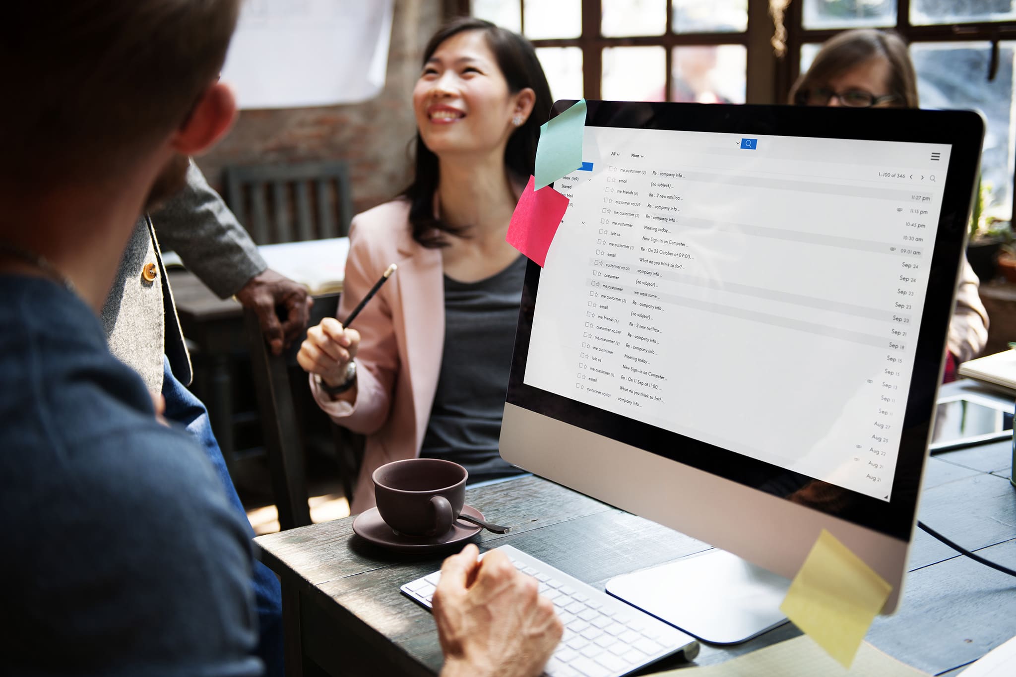 ecommerce-app-vs-website-which-one-is-right-for-your-business