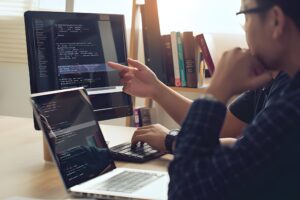 the-benefits-of-outsourcing-web-development-services